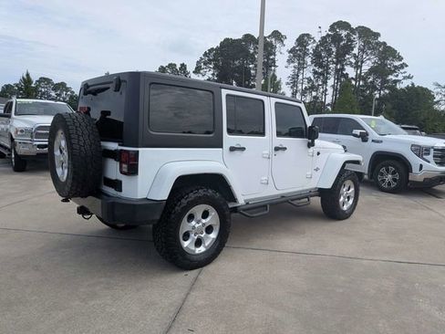 Used 2015 Jeep Wrangler Unlimited Sport AWD/4WD image 3