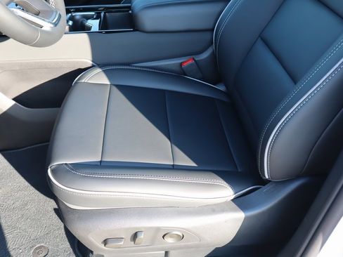 New 2026 Chevrolet Silverado EV LT image 11