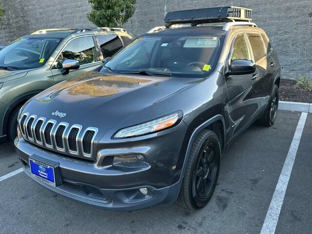 Used 2016 Jeep Cherokee Latitude w/ Comfort/Convenience Group AWD/4WD image 2