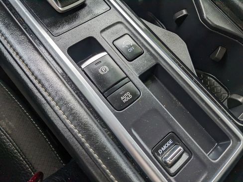 Used 2024 Nissan Pathfinder SL w/ SL Premium Package FWD image 31