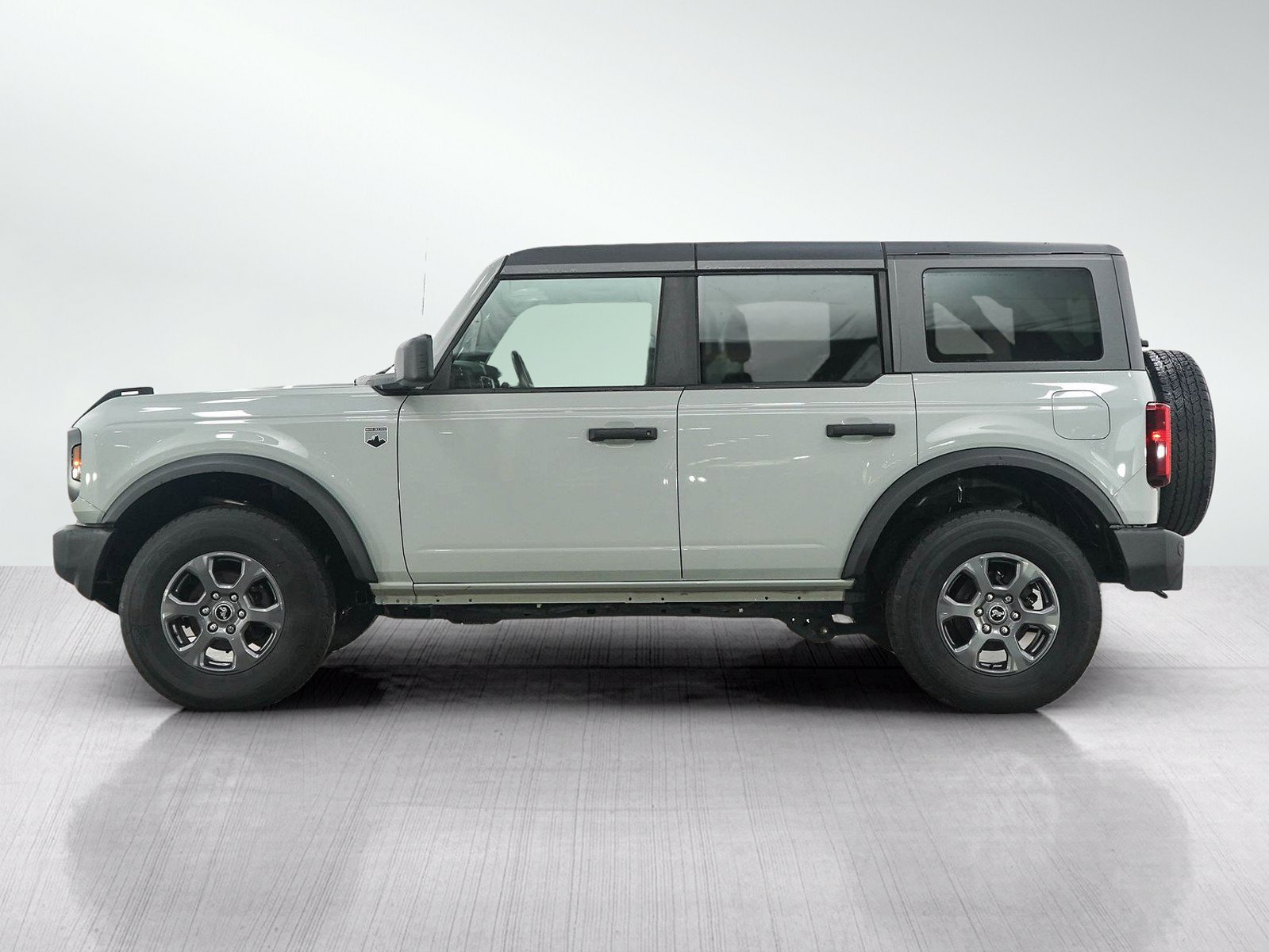 Used 2024 Ford Bronco Big Bend AWD/4WD image 2