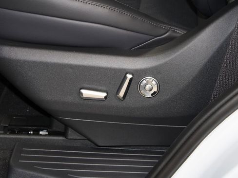 New 2025 Lincoln Navigator Reserve w/ Jet Appearance Package image 26