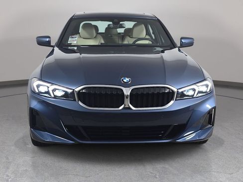 New 2026 BMW 330i xDrive Sedan w/ Premium Package AWD/4WD image 2
