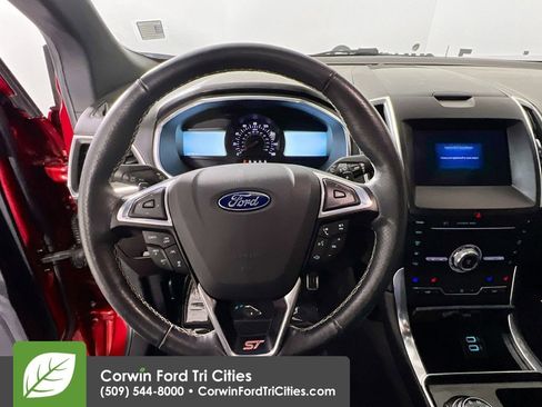 Used 2019 Ford Edge ST w/ Equipment Group 401A AWD/4WD image 8