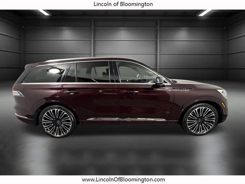 Certified 2023 Lincoln Aviator Black Label w/ Dynamic Handling Package image 8