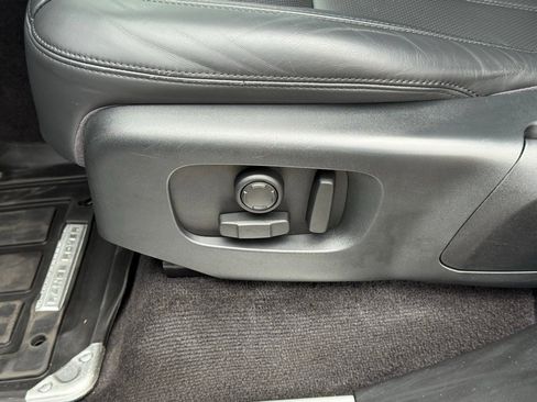 Used 2021 Land Rover Range Rover Sport HSE Silver Edition image 13