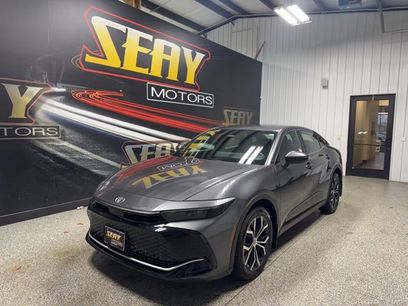 Used 2023 Toyota Crown XLE