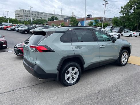 Used 2021 Toyota RAV4 XLE w/ Convenience Package AWD/4WD image 8