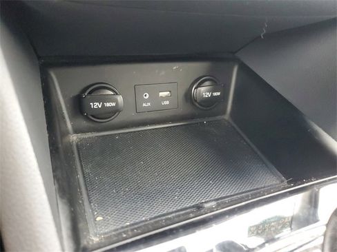 Used 2019 Hyundai Ioniq Limited image 26