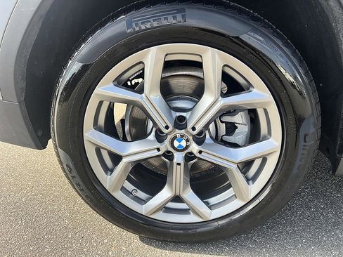Used 2024 BMW X3 xDrive30i image 11
