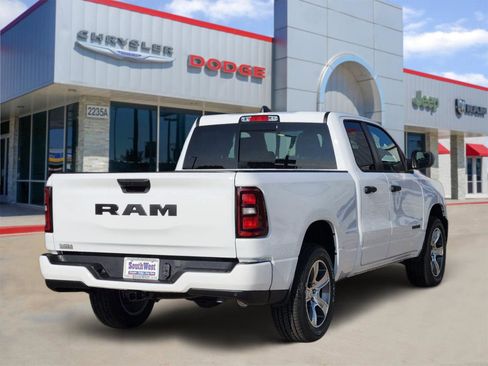 New 2026 RAM 1500 Express image 5