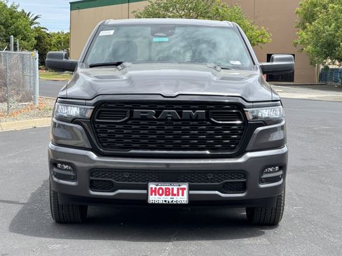 New 2026 RAM 1500 Express AWD/4WD image 8