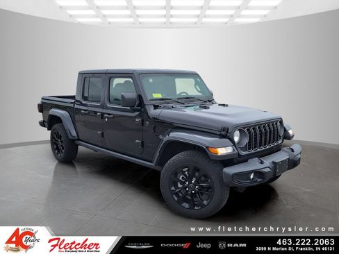 Used 2025 Jeep Gladiator Sport AWD/4WD image 1