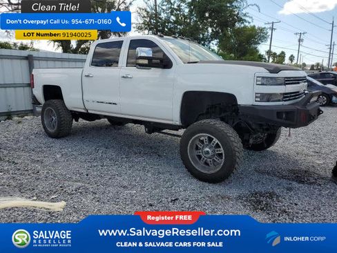 Used 2015 Chevrolet Silverado 2500 LTZ w/ Duramax Plus Package AWD/4WD image 5