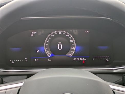 New 2026 Volkswagen Taos SE image 31