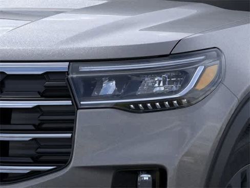 New 2026 Ford Explorer Active w/ Active Comfort Package image 18