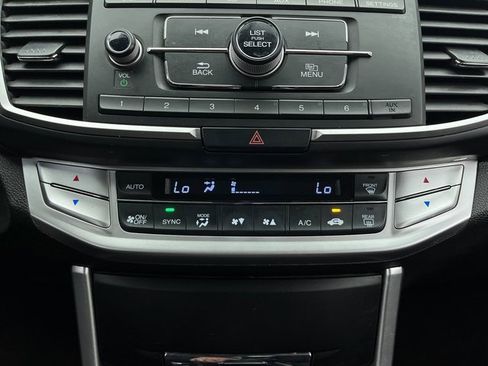 Used 2015 Honda Accord Sport image 17