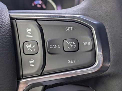 New 2026 RAM 2500 Laramie AWD/4WD image 22