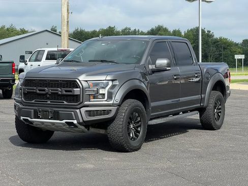 Used 2019 Ford F150 Raptor w/ Equipment Group 802A Luxury AWD/4WD image 54