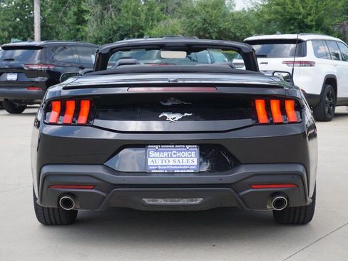 Used 2025 Ford Mustang Premium RWD image 6