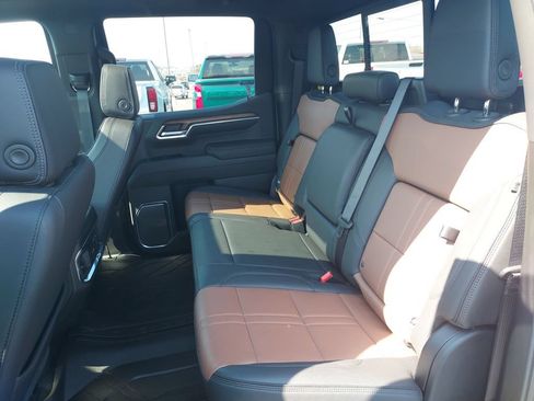 Used 2026 Chevrolet Silverado 1500 High Country w/ High Country Premium Package AWD/4WD image 29