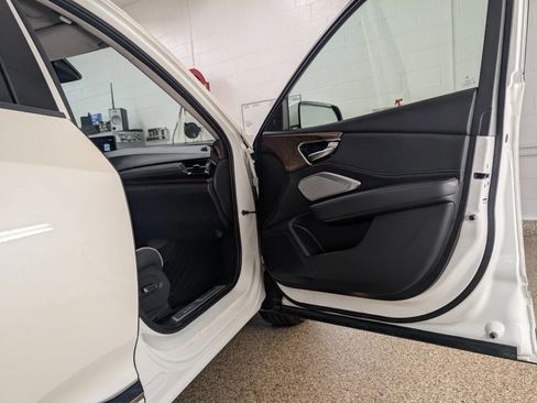 Used 2019 Acura RDX AWD/4WD image 24