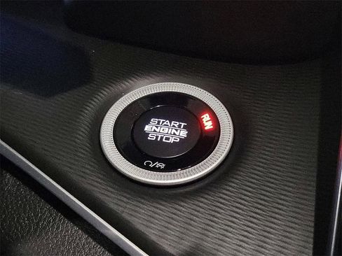 New 2025 Jeep Grand Cherokee Laredo image 10