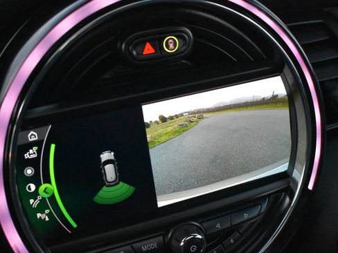 Used 2020 MINI Cooper 4-Door Hardtop image 21