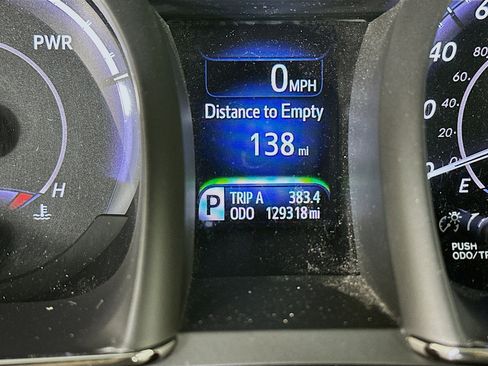 Used 2015 Toyota Avalon Limited image 19