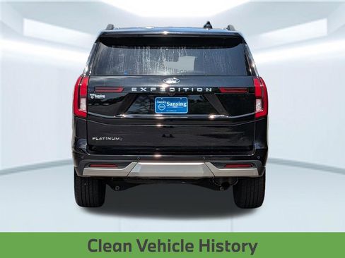 Used 2025 Ford Expedition Platinum AWD/4WD image 6