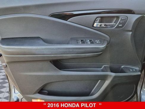 Used 2016 Honda Pilot Elite image 10