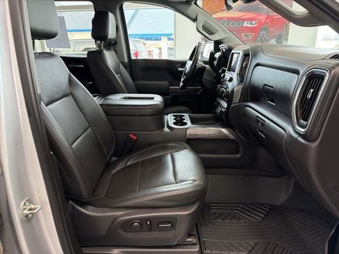 Used 2020 Chevrolet Silverado 1500 LTZ w/ LTZ Premium Package AWD/4WD image 10