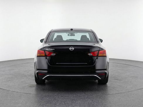 Used 2025 Nissan Altima 2.5 SV FWD image 7