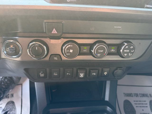 Used 2020 Toyota Tacoma TRD Sport w/ Technology Package AWD/4WD image 15