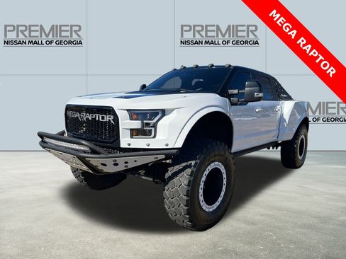 Used 2019 Ford F350 Lariat w/ Lariat Ultimate Package AWD/4WD image 1