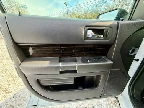 Used 2014 Ford Flex SEL w/ Equipment Group 201A AWD/4WD image 13