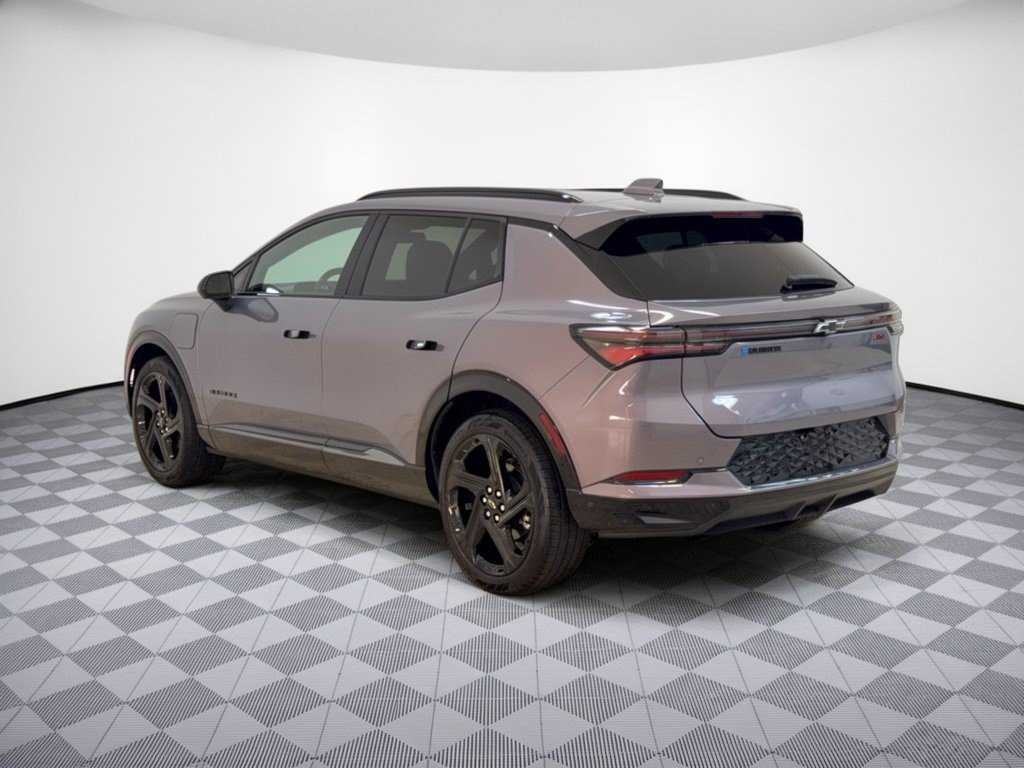 Used 2024 Chevrolet Equinox EV RS w/ Active Safety Package 3 FWD image 3