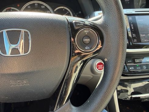 Certified 2017 Honda Accord EX image 13