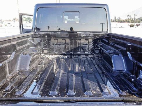 Used 2020 Jeep Gladiator Mojave image 27