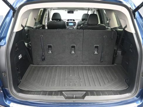 Used 2022 Subaru Ascent Touring AWD/4WD image 24