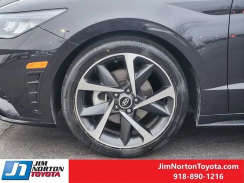 Used 2023 Hyundai Sonata SEL Plus image 12