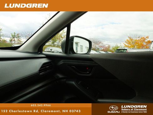 Used 2024 Subaru Crosstrek 2.0i Premium image 33