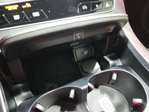 Used 2021 Mercedes-Benz E 450 4MATIC Cabriolet image 34