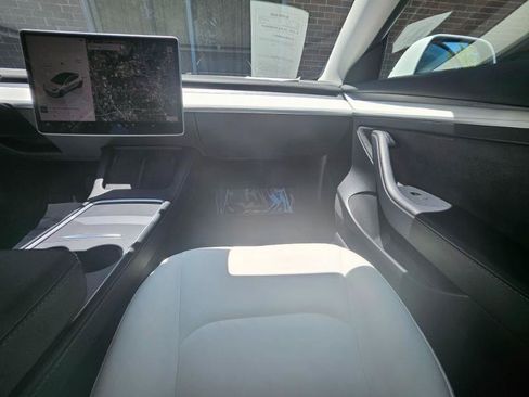 Used 2023 Tesla Model 3 Standard Range RWD image 52