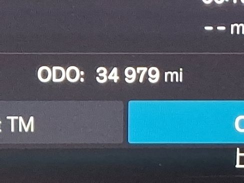 Certified 2022 Volvo XC60 B5 Momentum w/ Climate Package image 21