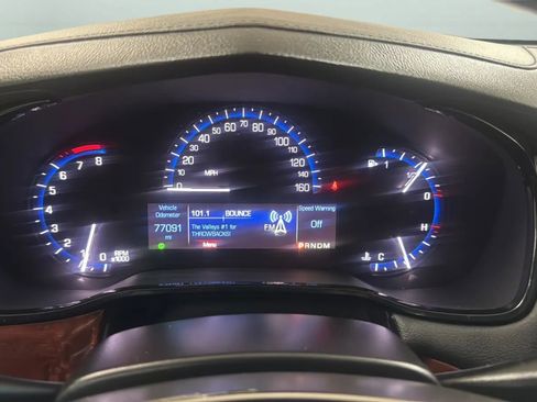 Used 2015 Cadillac CTS Sedan w/ Seating Package RWD image 11