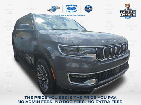 Used 2025 Jeep Wagoneer Series II RWD image 1