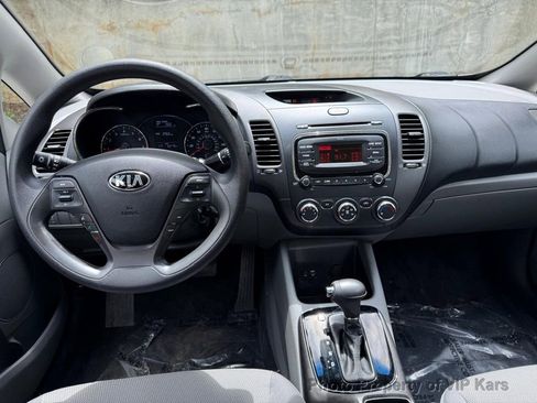 Used 2017 Kia Forte LX FWD image 15