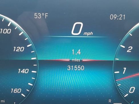 Used 2022 Mercedes-Benz GLS 450 GLS 450 w/ AMG Line Exterior image 4