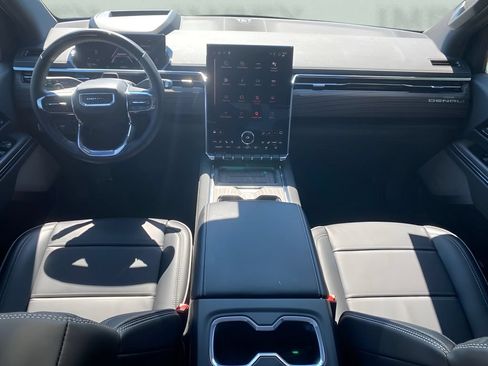 Used 2025 GMC Sierra EV Denali AWD/4WD image 20